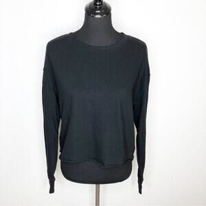 perfectwhitetee Billy black cropped roll hem long sleeve top size Medium